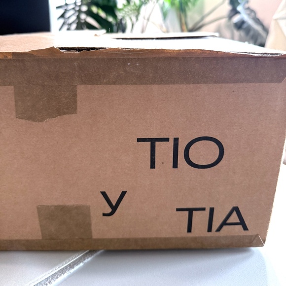 Tio y Tia Gambler hat -Night - Picture 6 of 7